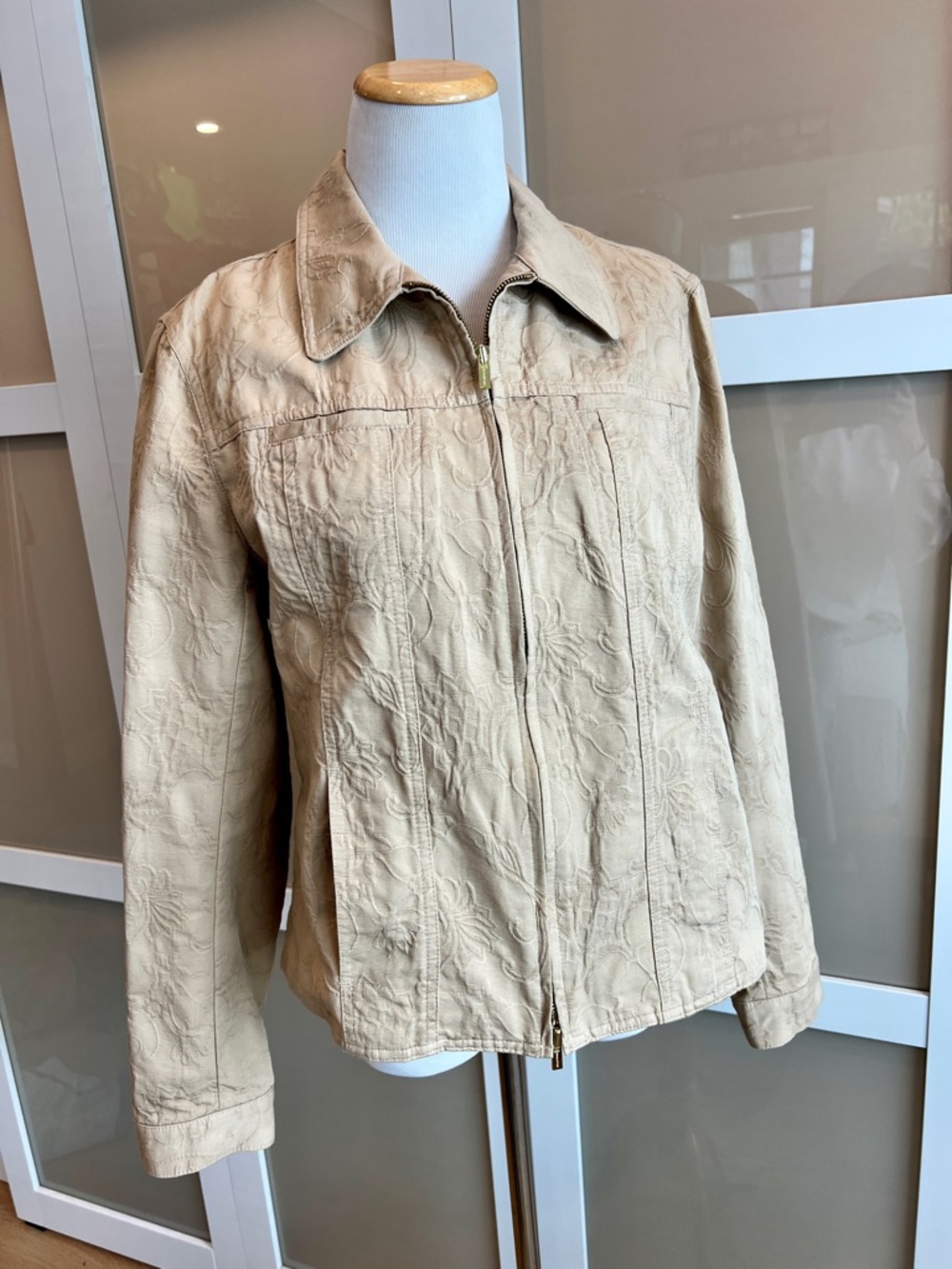 Quality Jacquard Zip-Front Jacket by Jones New York